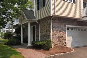 1707 Summer St, Stamford, CT 06905 - Photo 2