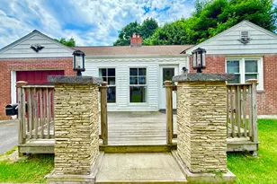 112 Ochsner Pl, Bridgeport, CT 06606 - Photo 2