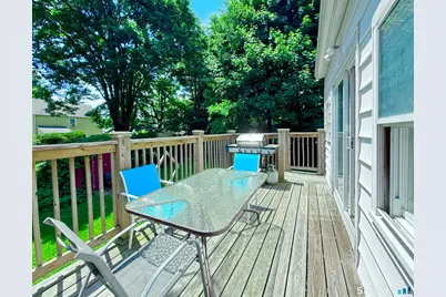 112 Ochsner Place, Bridgeport, CT 06606 - Photo 14
