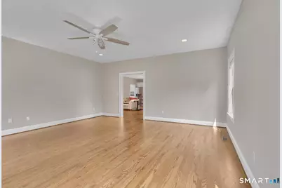 2 Chapman Chase, Windsor Locks, CT 06096 - Photo 14