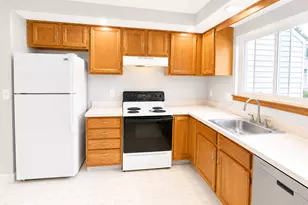 308 Village Dr, Torrington, CT 06790 - Photo 4