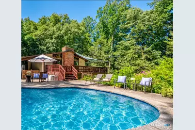 6 Great Pond Lane, Redding, CT 06896 - Photo 1