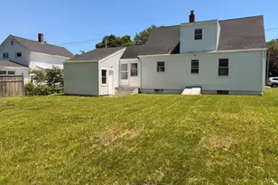 8 River Rd, East Haven, CT 06512 - Photo 2