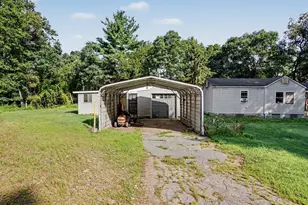 17A Botsford Hill Rd, Newtown, CT 06470 - Photo 4