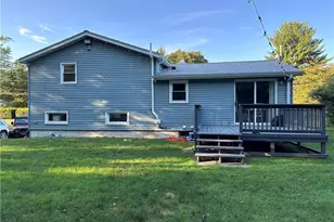 38 Pastors Walk, Monroe, CT 06468 - Photo 4