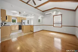 10 Elaine Dr, East Windsor, CT 06088 - Photo 4