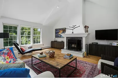 51 Mamanasco Road, Ridgefield, CT 06877 - Photo 2