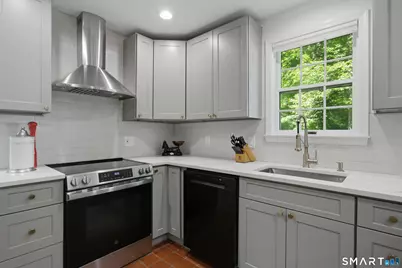 51 Mamanasco Road, Ridgefield, CT 06877 - Photo 12