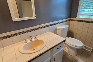 24 Pearl St, Glastonbury, CT 06033 - Photo 16