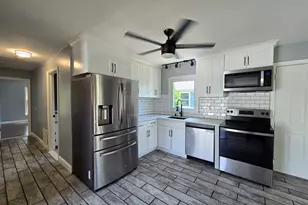 24 Pearl St, Glastonbury, CT 06033 - Photo 6