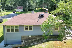 187 W Main St, East Lyme, CT 06357 - Photo 6