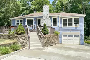 187 W Main St, East Lyme, CT 06357 - Photo 2
