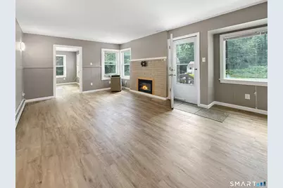 187 West Main Street, East Lyme, CT 06357 - Photo 16