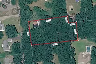 81 Gallup Ln, Waterford, CT 06385 - Photo 10