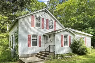 81 Gallup Ln, Waterford, CT 06385 - Photo 2