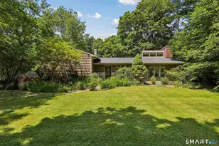 161 Old Stagecoach Rd, Ridgefield, CT 06877 - Photo 2
