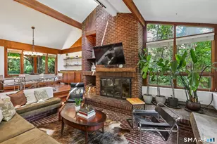 161 Old Stagecoach Rd, Ridgefield, CT 06877 - Photo 2