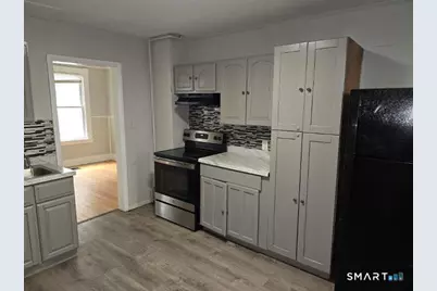 92 Hill Street, Waterbury, CT 06704 - Photo 2