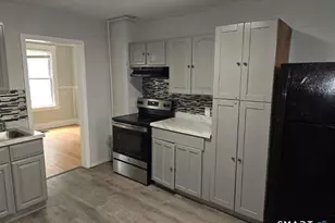 92 Hill St, Waterbury, CT 06704 - Photo 2