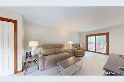 91 Carriage House #91, Enfield, CT 06082 - Photo 2