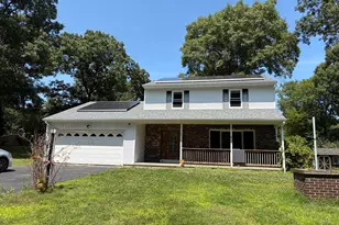 40 Taft St, Killingly, CT 06239 - Photo 1