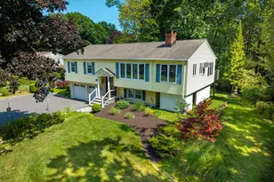 25 Olmstead Ln, Ridgefield, CT 06877 - Photo 1