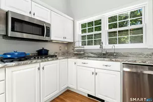25 Olmstead Ln, Ridgefield, CT 06877 - Photo 8