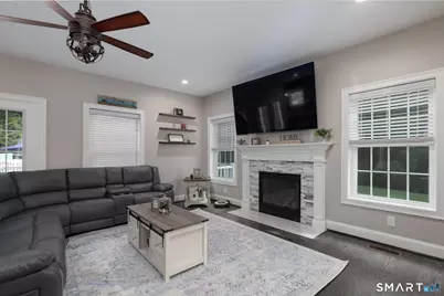 81 Evergreen Crossing, New Hartford, CT 06057 - Photo 12