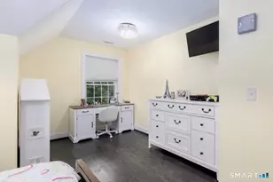 81 Evergreen Xing, New Hartford, CT 06057 - Photo 32