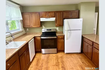 565 Sylvan Avenue, Waterbury, CT 06706 - Photo 12
