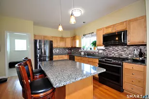 81 Windermere Village R Rd, Ellington, CT 06029 - Photo 4