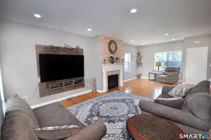 81 Windermere Village R Rd, Ellington, CT 06029 - Photo 10