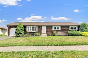 470 Oceanview Terrace, Stratford, CT 06615 - Photo 4