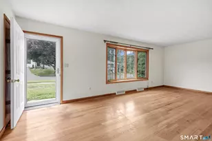 470 Oceanview Terrace, Stratford, CT 06615 - Photo 18