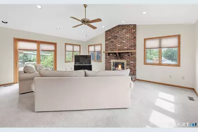470 Oceanview Terrace, Stratford, CT 06615 - Photo 16