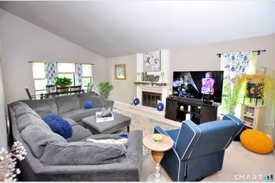 16 Applewood Lane #16, Avon, CT 06001 - Photo 6