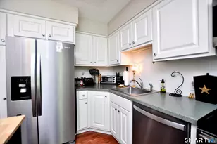 16 Applewood Ln, Avon, CT 06001 - Photo 16