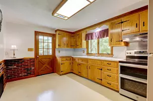 393 Turkey Hill Rd, Haddam, CT 06438 - Photo 14