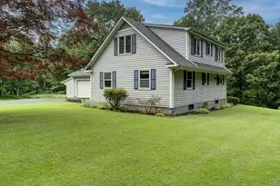 393 Turkey Hill Rd, Haddam, CT 06438 - Photo 2