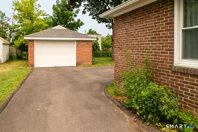 21 Stillwell Drive, Plainville, CT 06062 - Photo 20