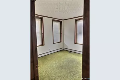 290 Wakelee Avenue #1st floor, Ansonia, CT 06401 - Photo 8