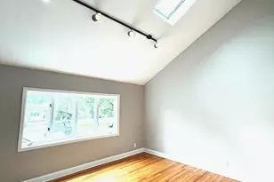 153 Oaklawn Ave, Stamford, CT 06905 - Photo 2