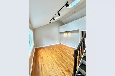 153 Oaklawn Avenue, Stamford, CT 06905 - Photo 4
