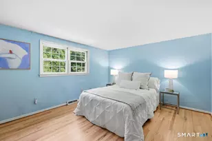 8 Valley View Dr, Simsbury, CT 06089 - Photo 12