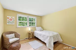 8 Valley View Dr, Simsbury, CT 06089 - Photo 16