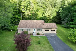 8 Valley View Dr, Simsbury, CT 06089 - Photo 2