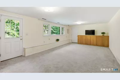 8 Valley View Drive, Simsbury, CT 06089 - Photo 20