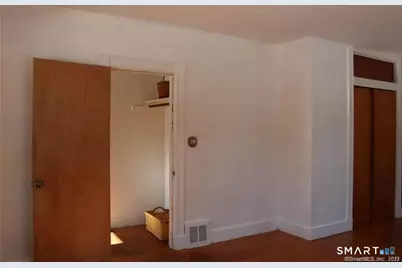 33 Harrison Avenue, Branford, CT 06405 - Photo 12