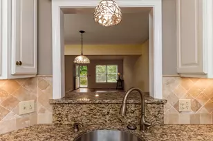 626 Overlook Path, Southington, CT 06489 - Photo 6