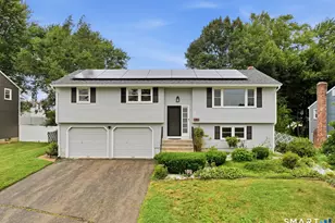 30 Jeffrey Ln, Newington, CT 06111 - Photo 2